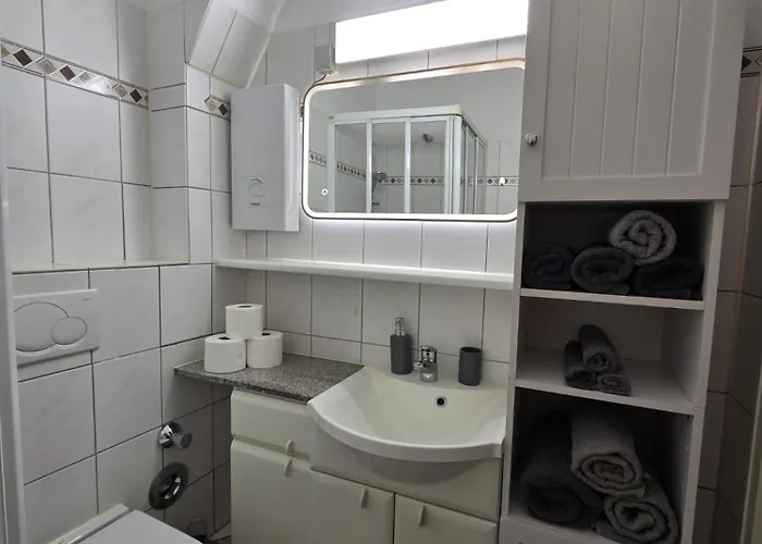 4 20km Dus Airport Lejlighed